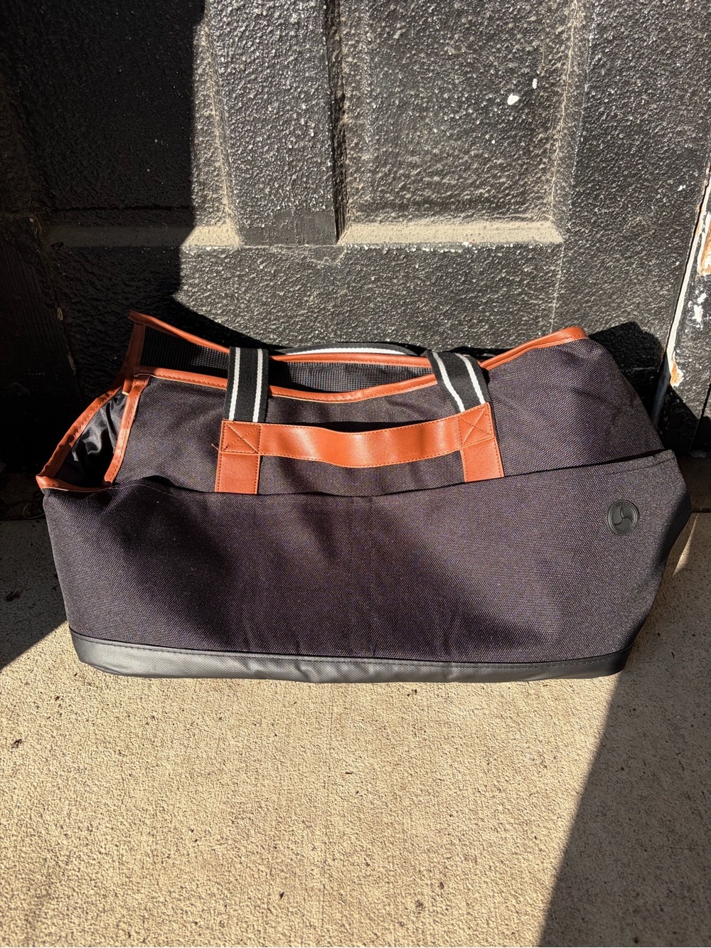 Black Pet Travel Duffel with Brown Trim - Unbranded